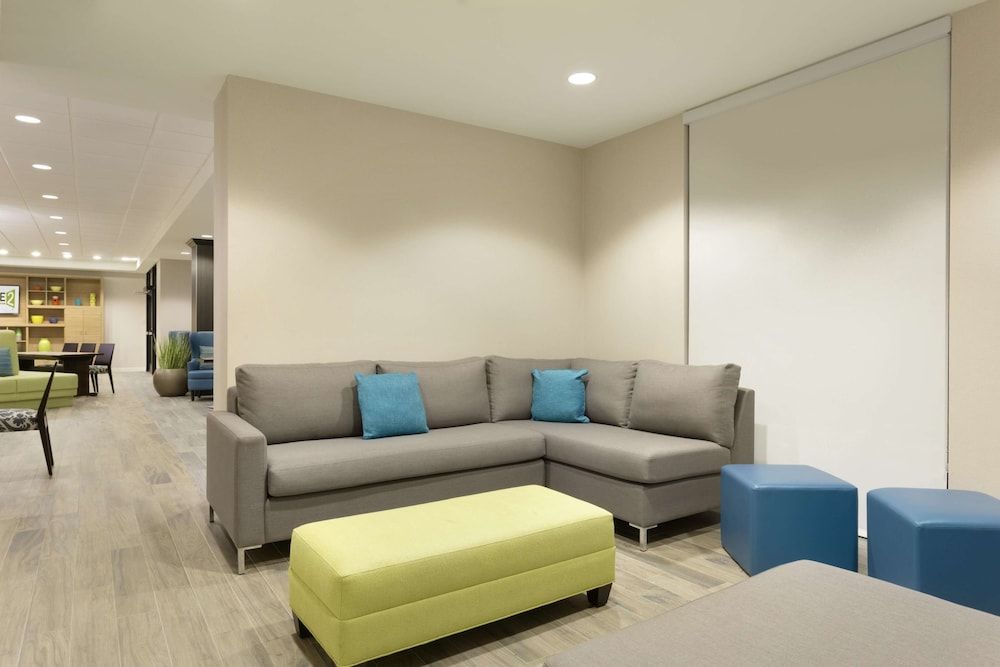 Home2 Suites by Hilton Milton Ontario 3