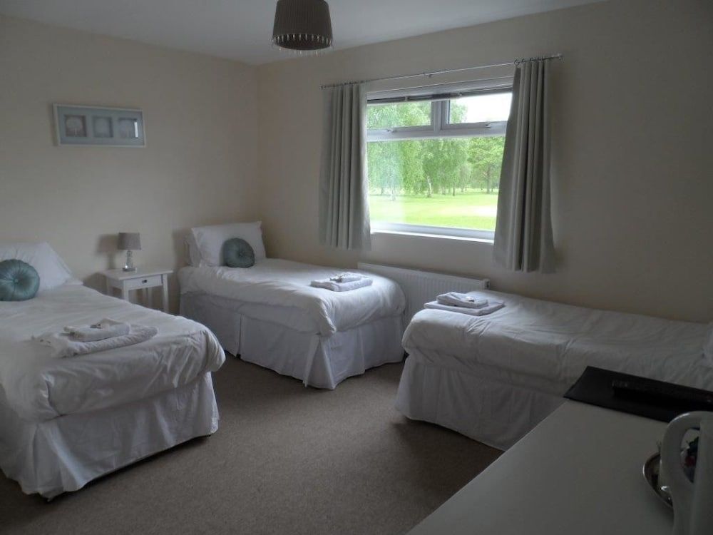 Mendip Spring Golf Club 2
