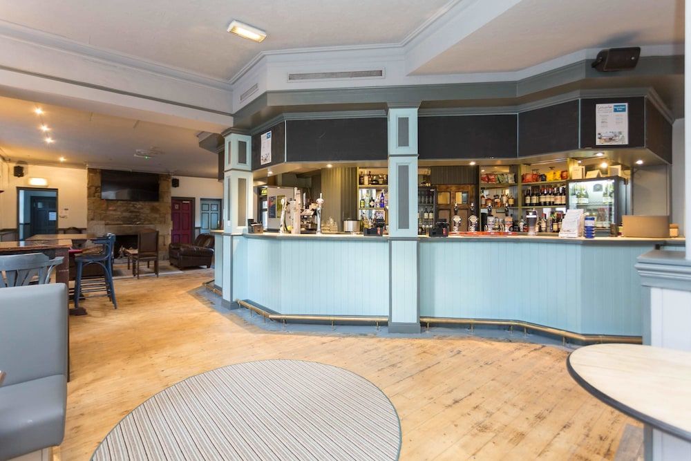 The Royal Hotel and Bar 2