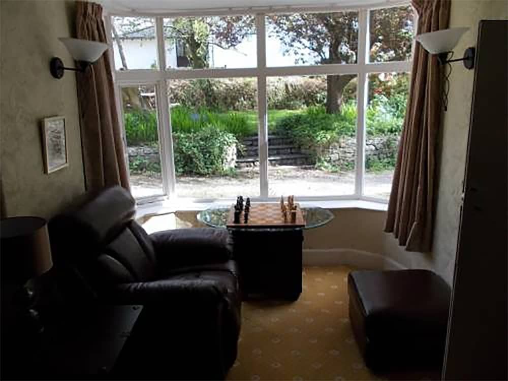 Landing Cottage Guest House 3