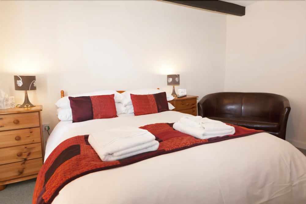 King Arthur's Arms Inn 3