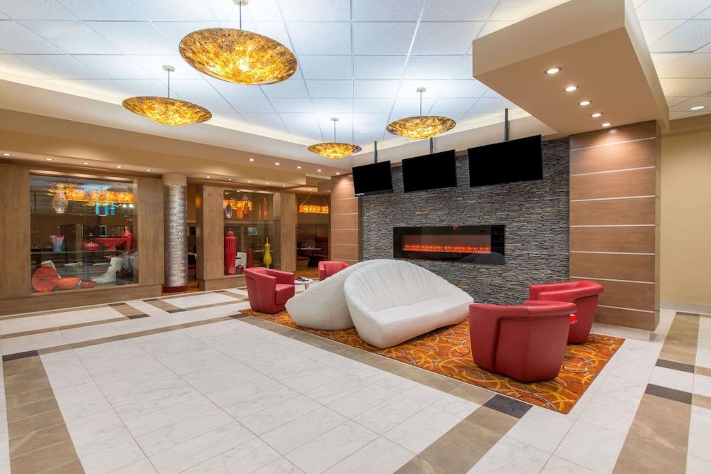 Wyndham Garden Calgary Airport 3