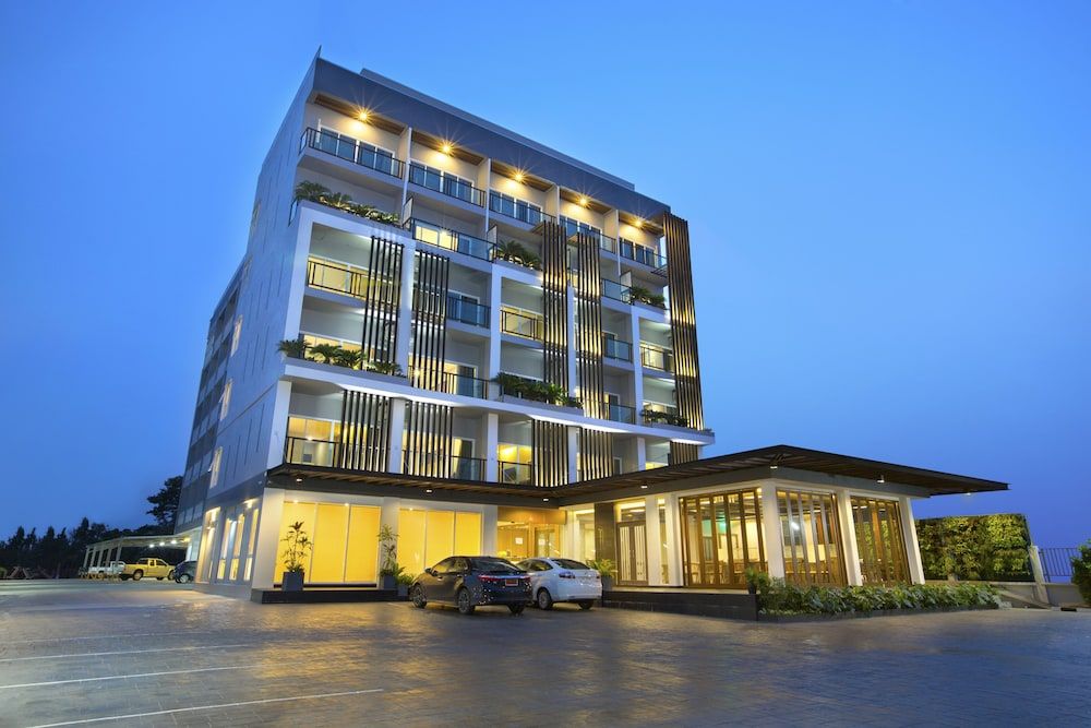 V Hotel Ubon Ratchathani 1