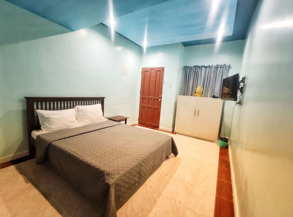 Nikita's Place Hotel 2 Nikita's Place Hotel 2