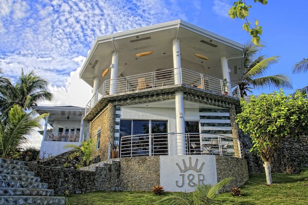 J&R Residence 3