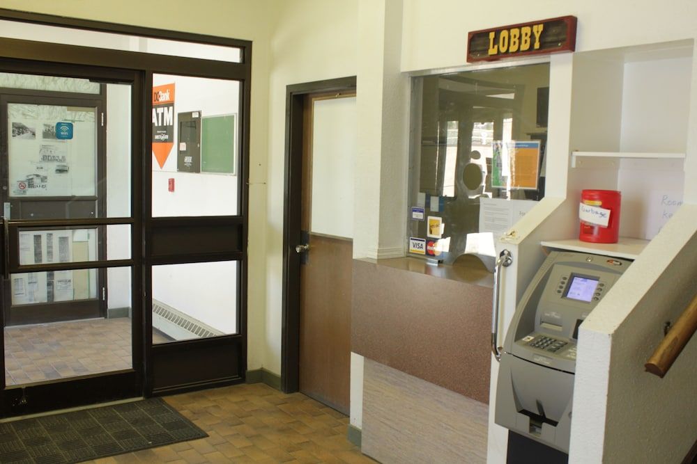 Cosmopolitan Hotel 2