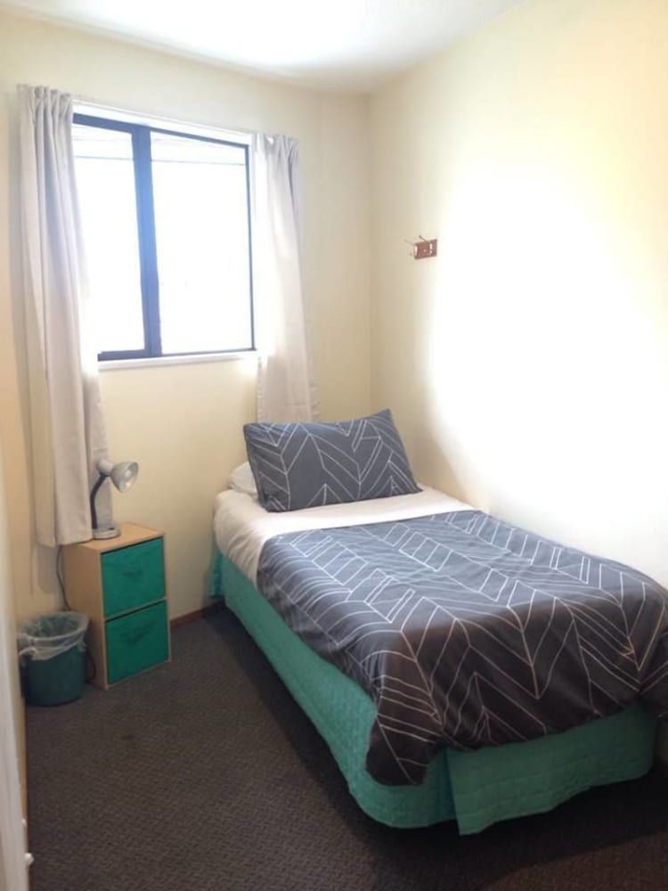 Snow Denn Lodge - Hostel 2