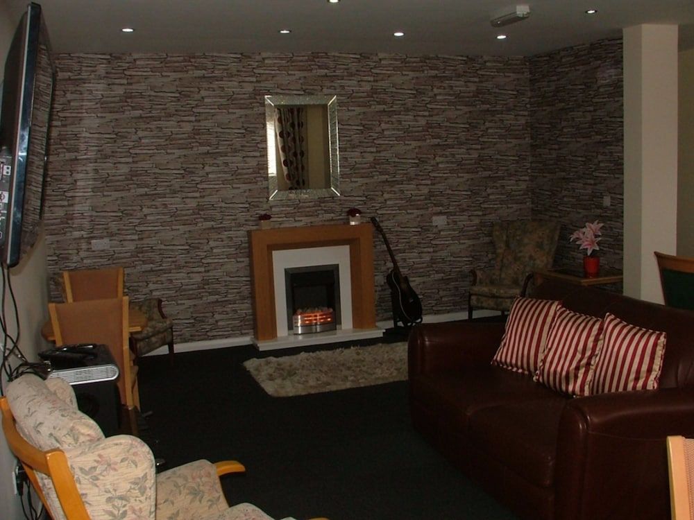 The Goodlife Guesthouse 2