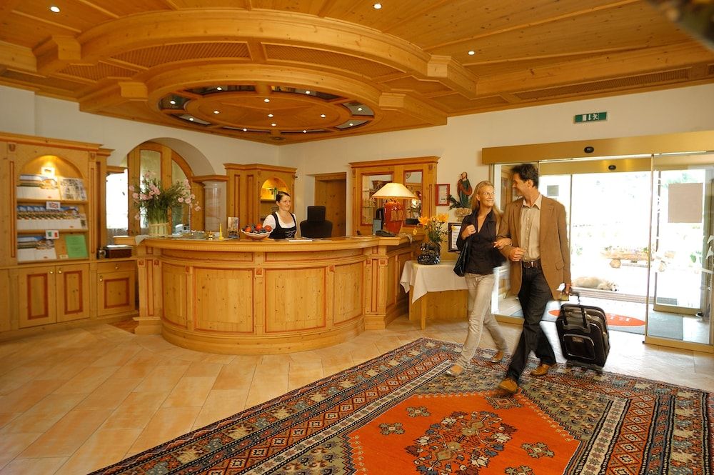 Hotel Elite (Adults Only 16+) 2 Hotel Elite (Adults Only 16+) 2