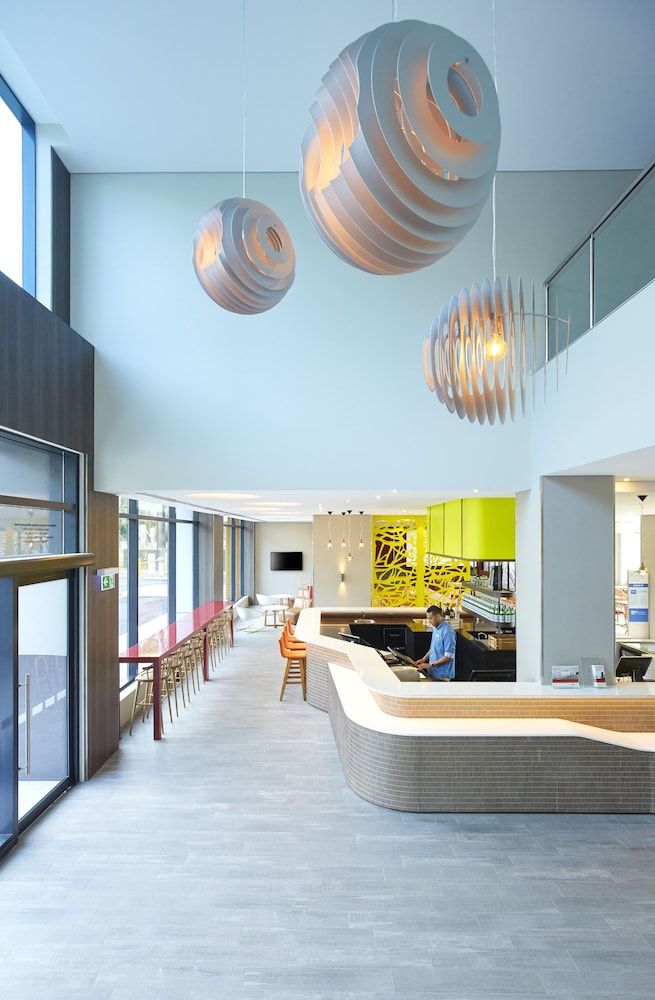 Holiday Inn Express Sydney Macquarie Park 2