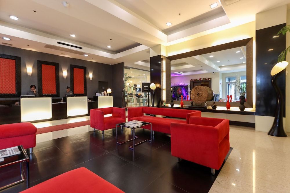 Paseo Premiere Hotel 2