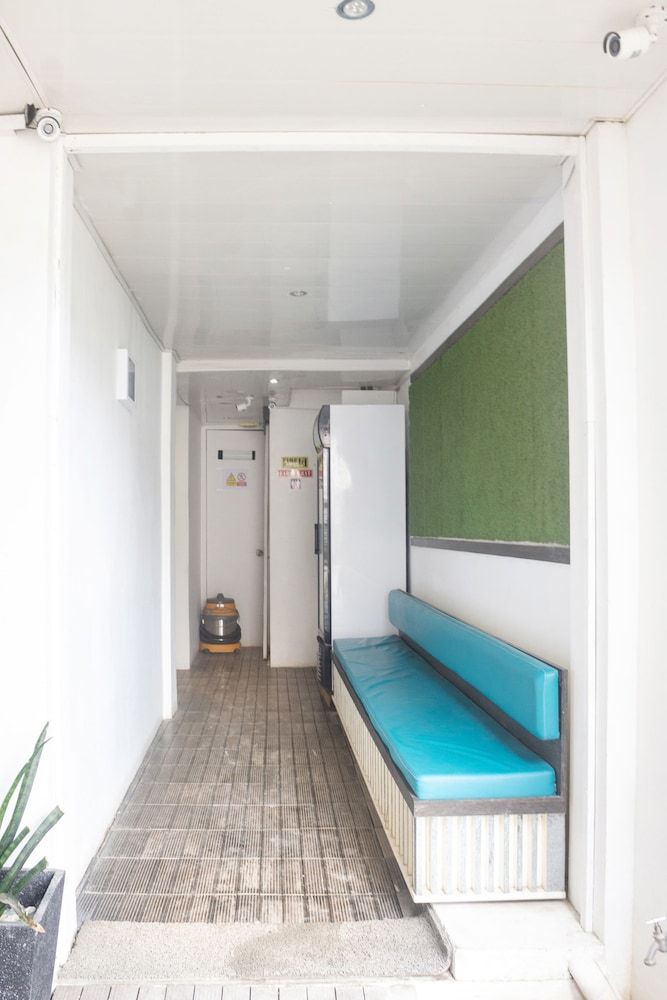 OYO 124 Blue Dawn Boracay 3