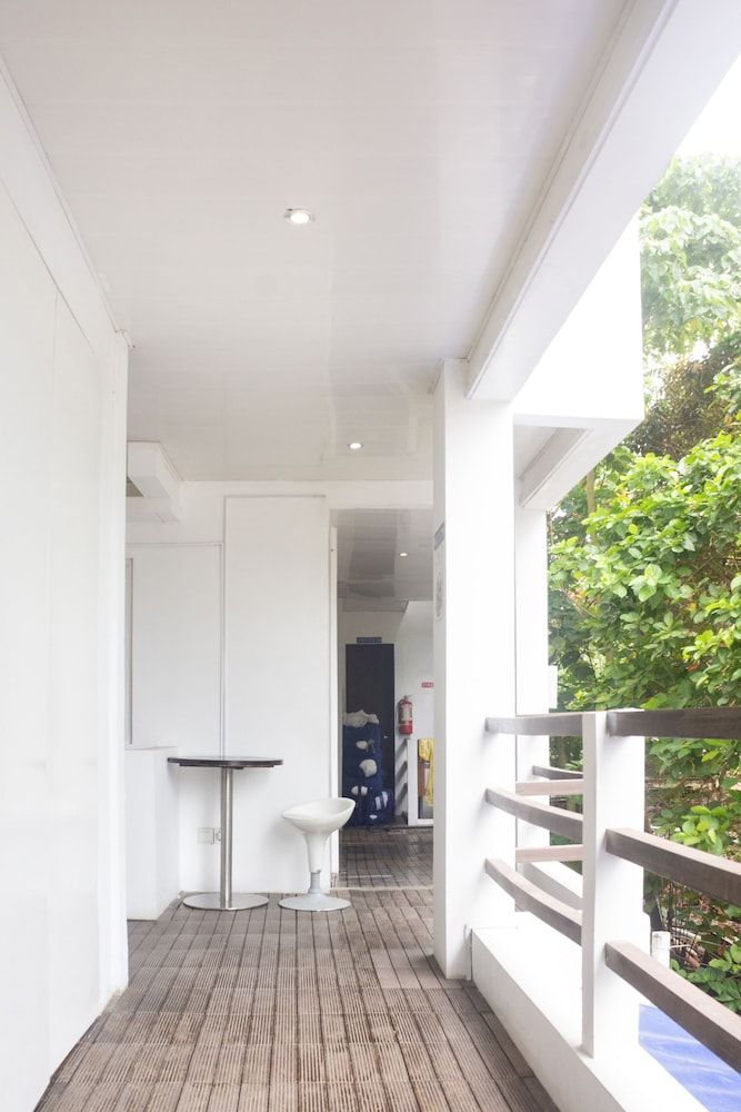 OYO 124 Blue Dawn Boracay 2