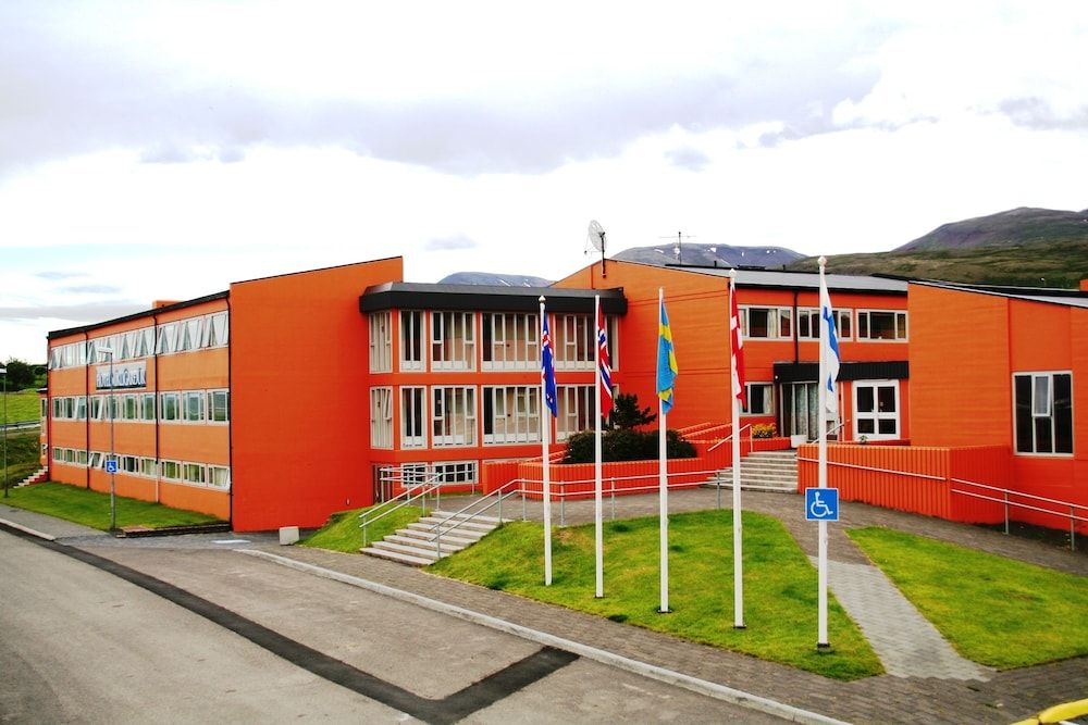 Hotel Mikligardur