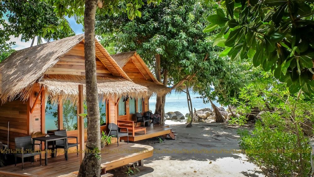 Ten Moons Lipe Resort 2 Ten Moons Lipe Resort 2