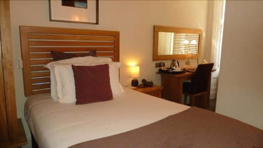 The Frenchgate Restaurant & Hotel 2 The Frenchgate Restaurant & Hotel 2