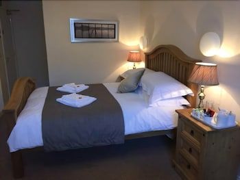 The Royal Guest House 3