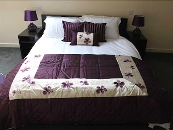 We Three Loggerheads 3