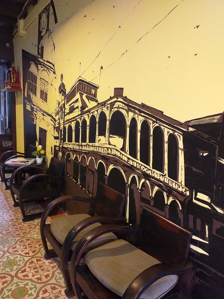 Sunny Hostel Phuket 3