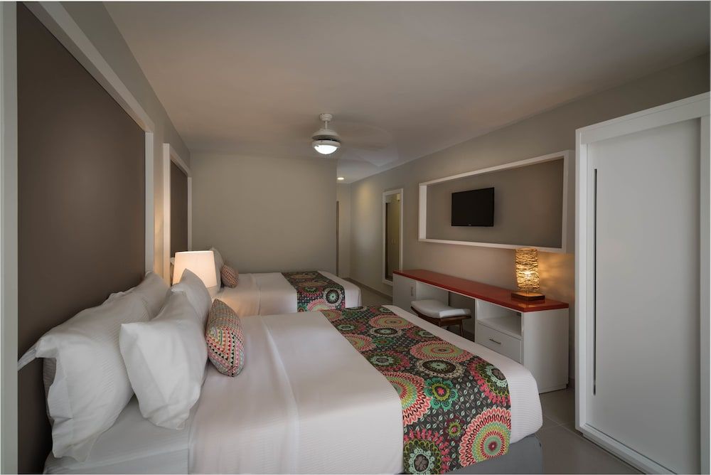 Emotions by Hodelpa - Juan Dolio 3