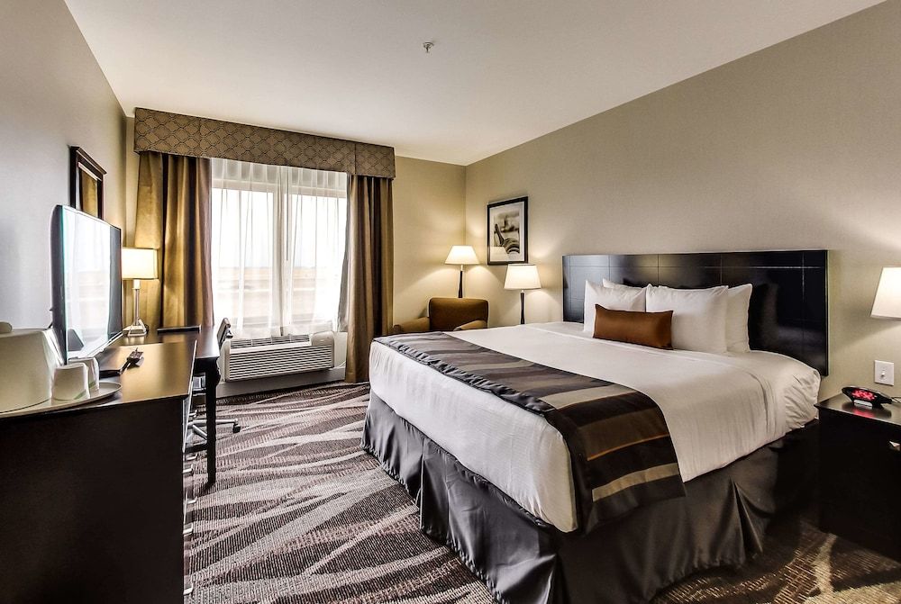 Wingate by Wyndham Edmonton Airport & Conference Center