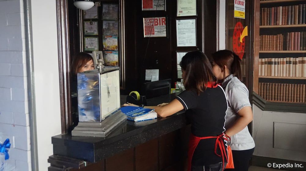 Grand Central Hotel 2