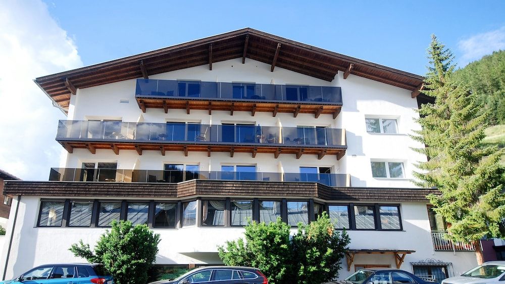 Abenteuerhotel Astoria