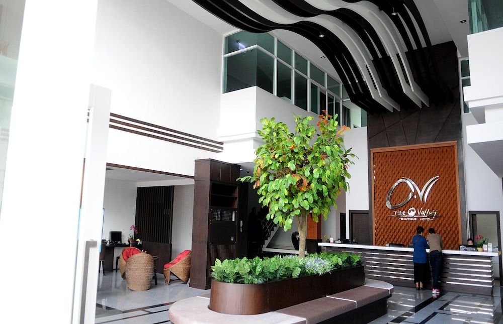 The O Valley Hotel 2