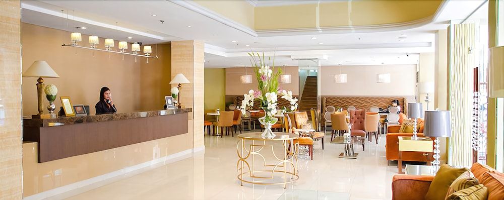 Royal Garden Hotel 2