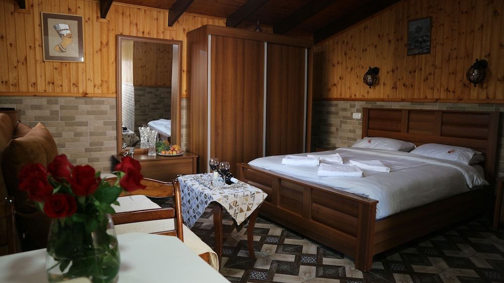 Santa Maria Guest House 3