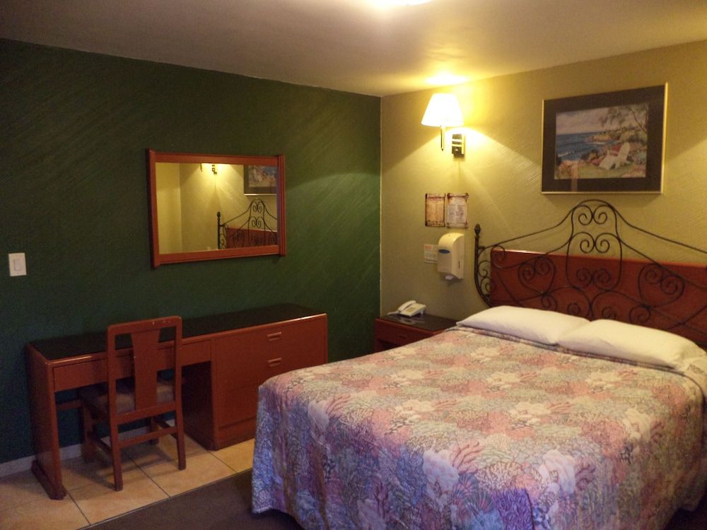 Hotel Baja del Sol Inn 3