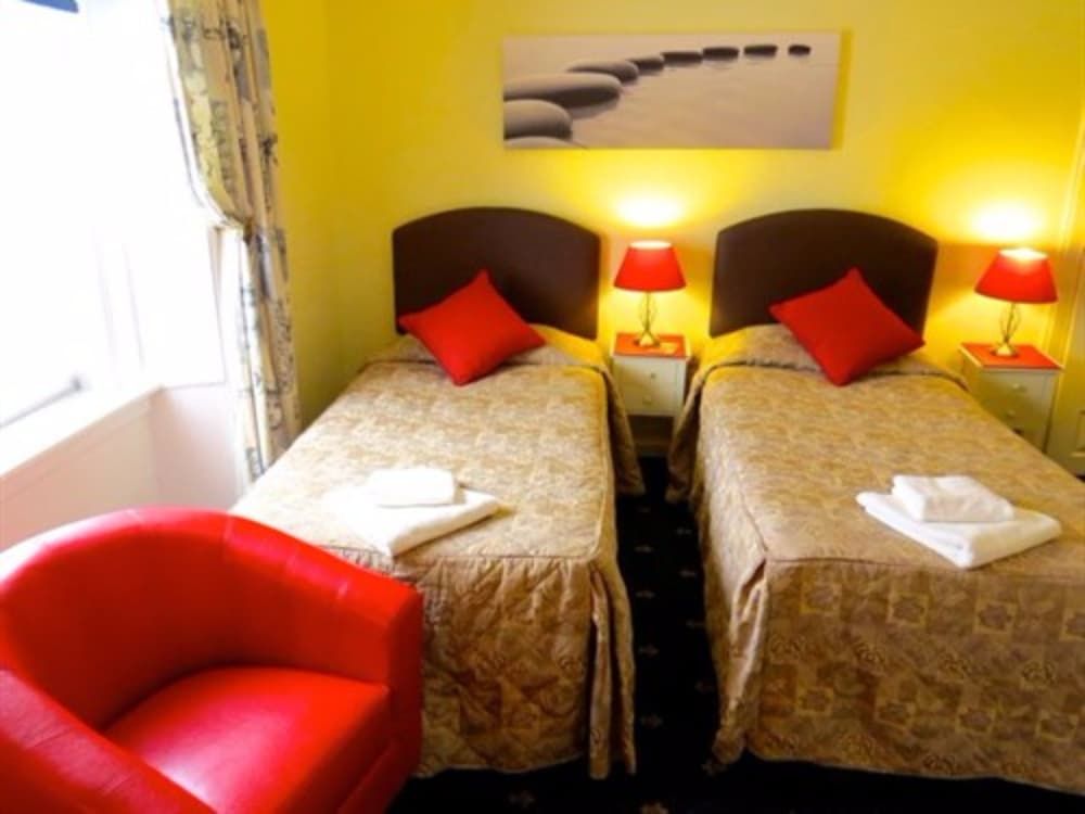 Watson Lodge Guest House 2