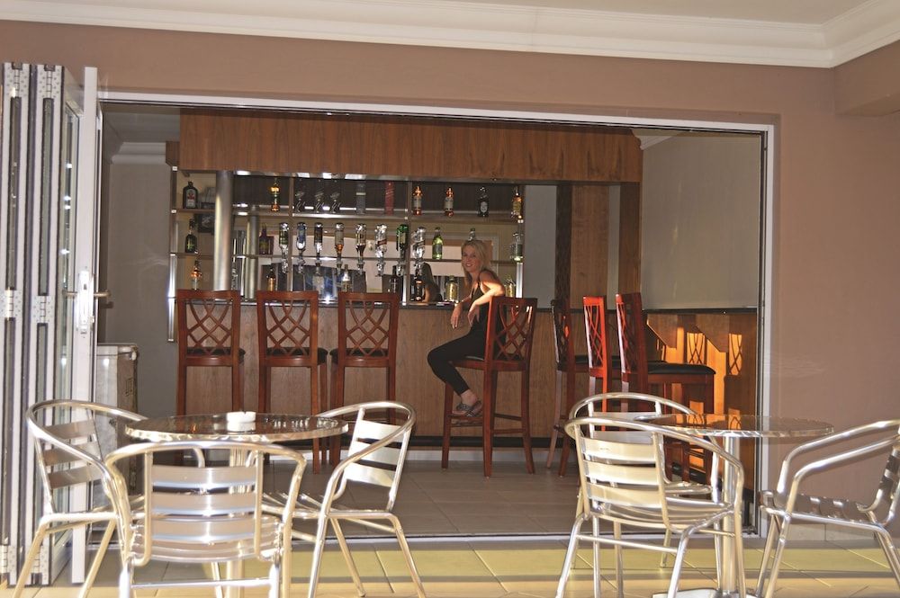 Lakeview Boutique Hotel & Conference Center 2