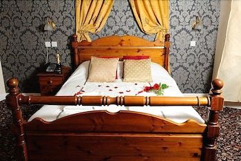 Whiston Hall Hotel & Golf Club 2