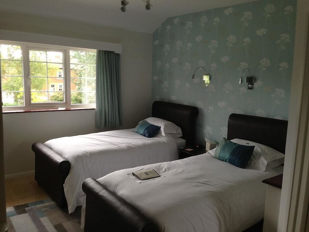 Silverstone Guest House 2