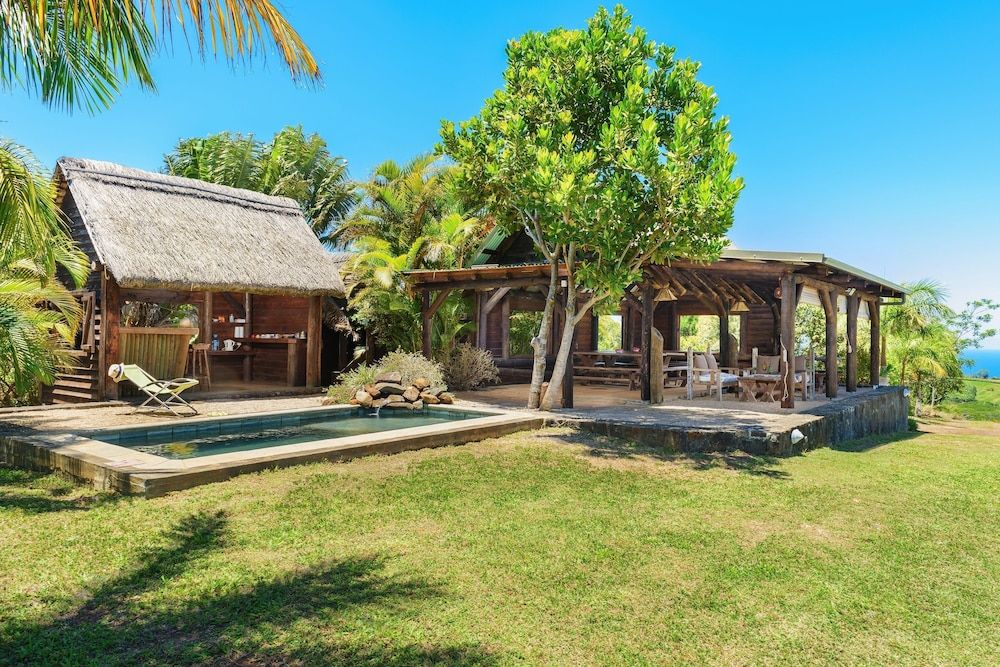 La Vieille Cheminee 1 La Vieille Cheminee 1