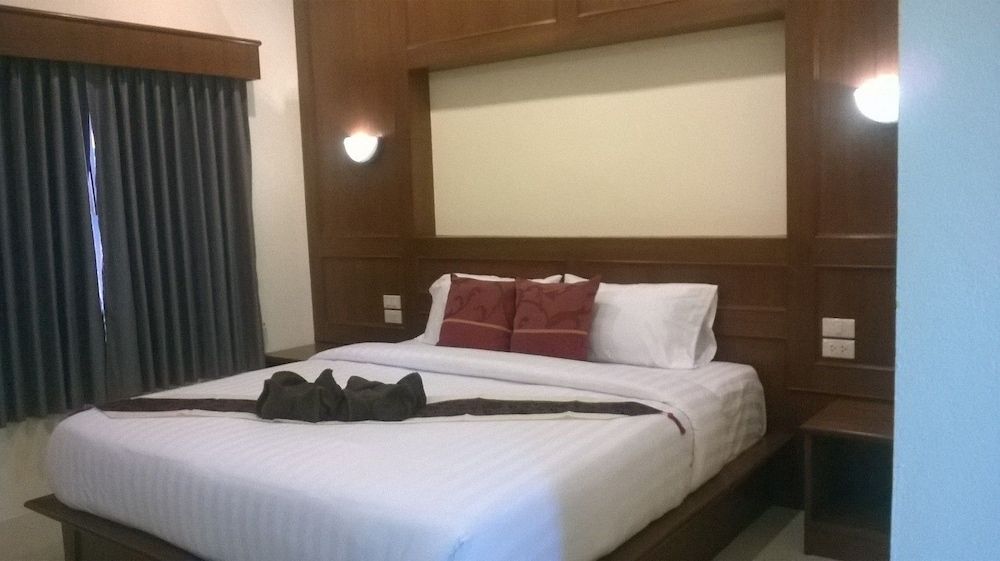 Tamarind Twin Resort 3