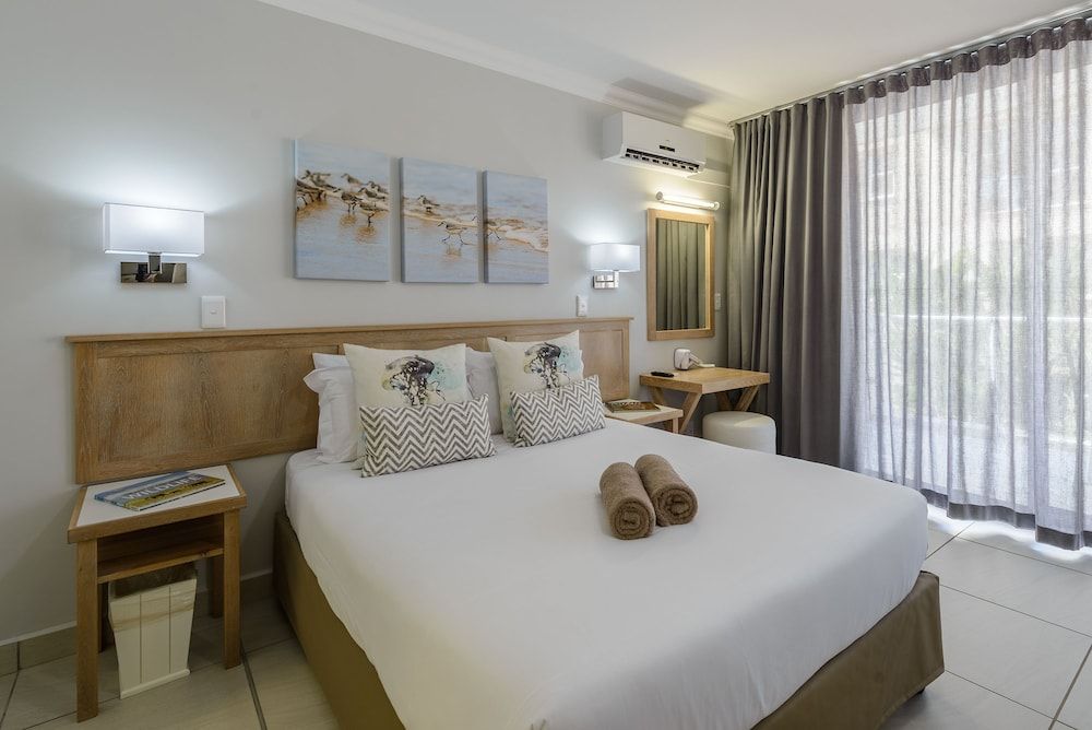 Dolphin View Cabanas 3