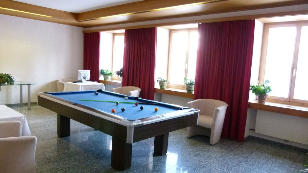 Hotel Grischuna 2 Hotel Grischuna 2