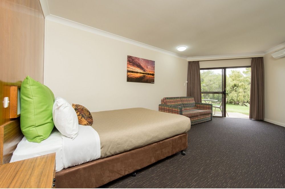 Renmark Resort 3