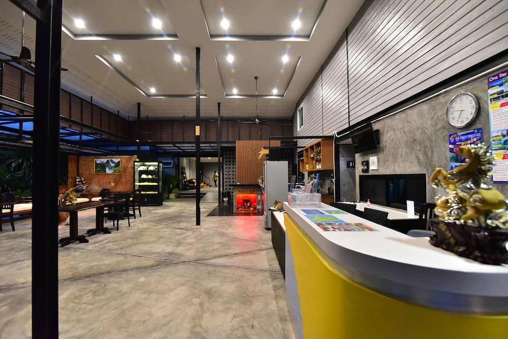 The Breeze Lipe Resort 3