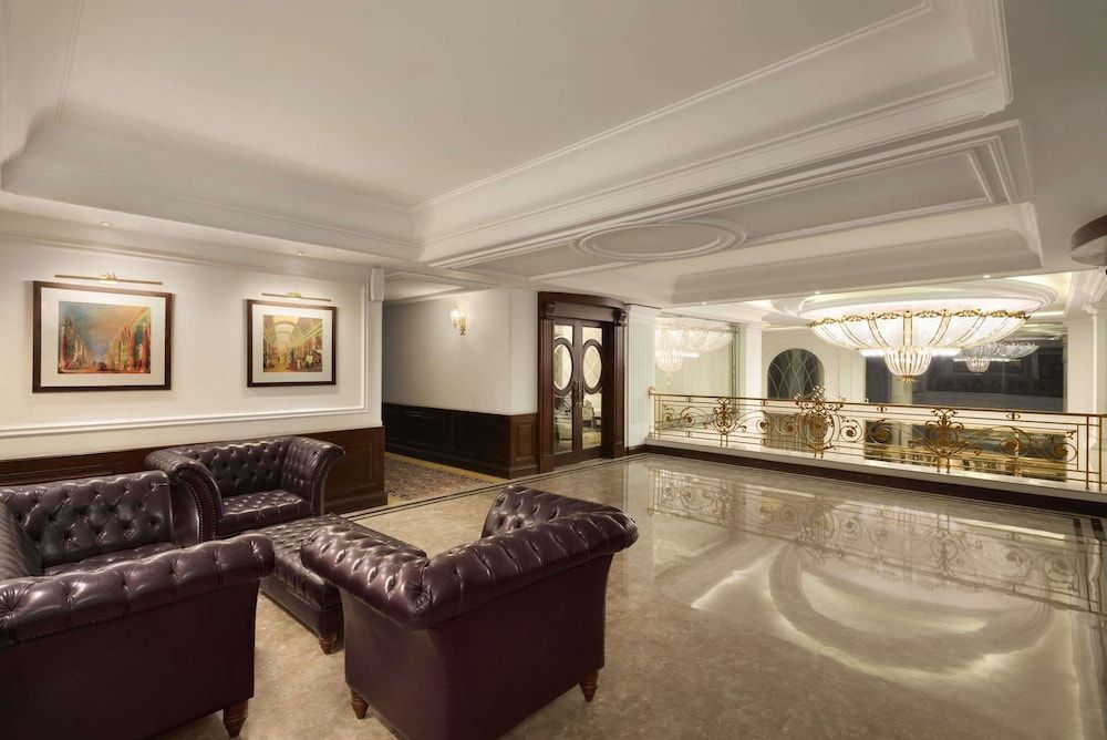 Ramada Plaza by Wyndham Chandigarh Zirakpur 3