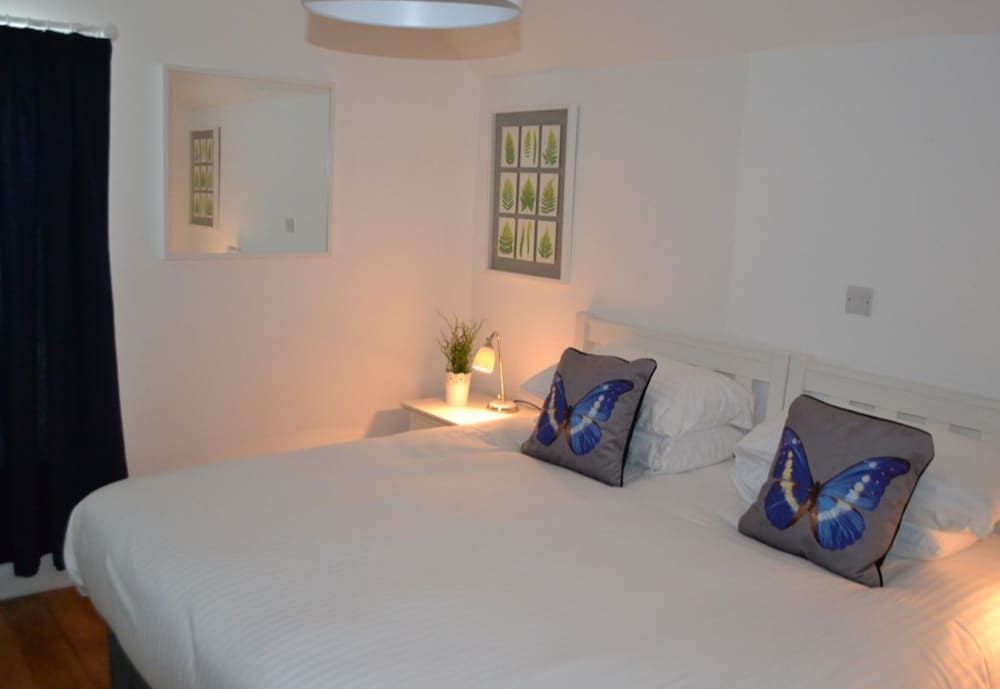 The Queens Head Hotel 2