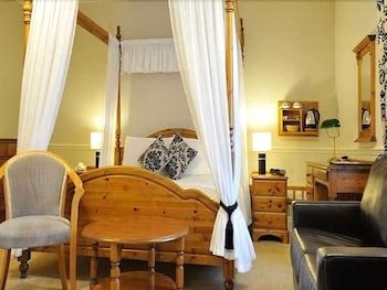 The Cotswold Gateway Hotel 3