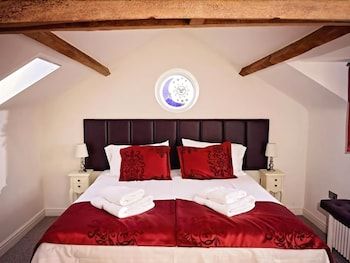 Queen Anne's Stable 2