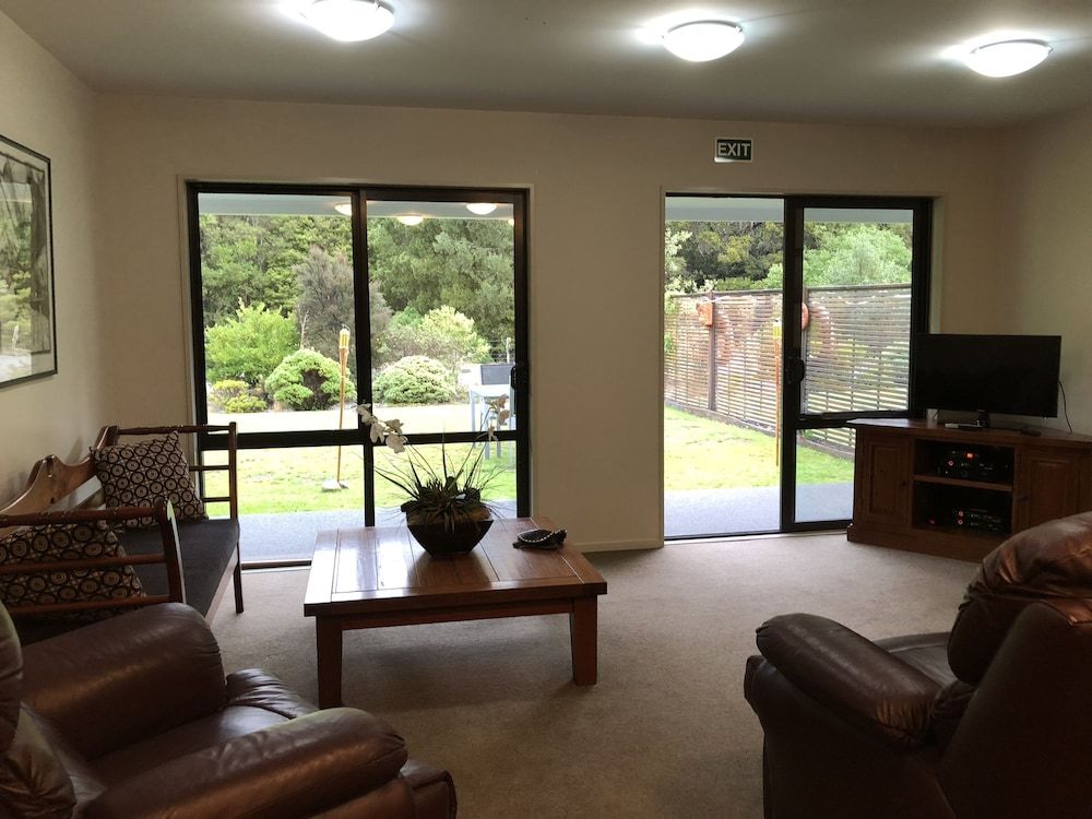 Lake Brunner Longhouse 2