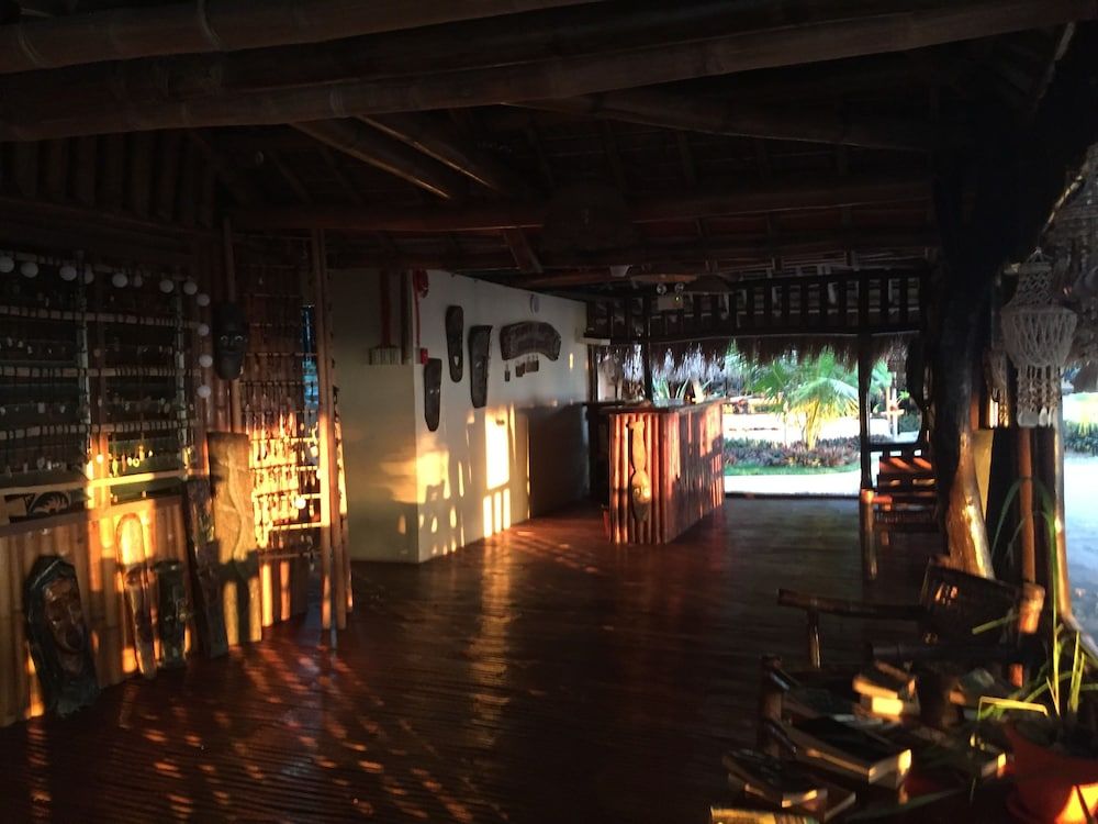 Cove Paradise Beach & Dive Resort 2 Cove Paradise Beach & Dive Resort 2