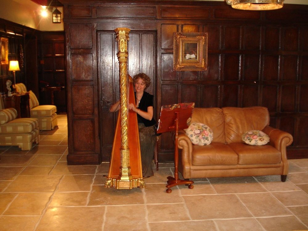 Dunsley Hall Hotel 3