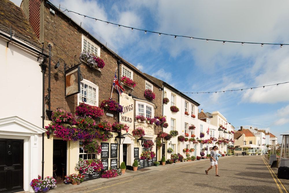 The Kings Head & Channel View 3 estrelas em Deal