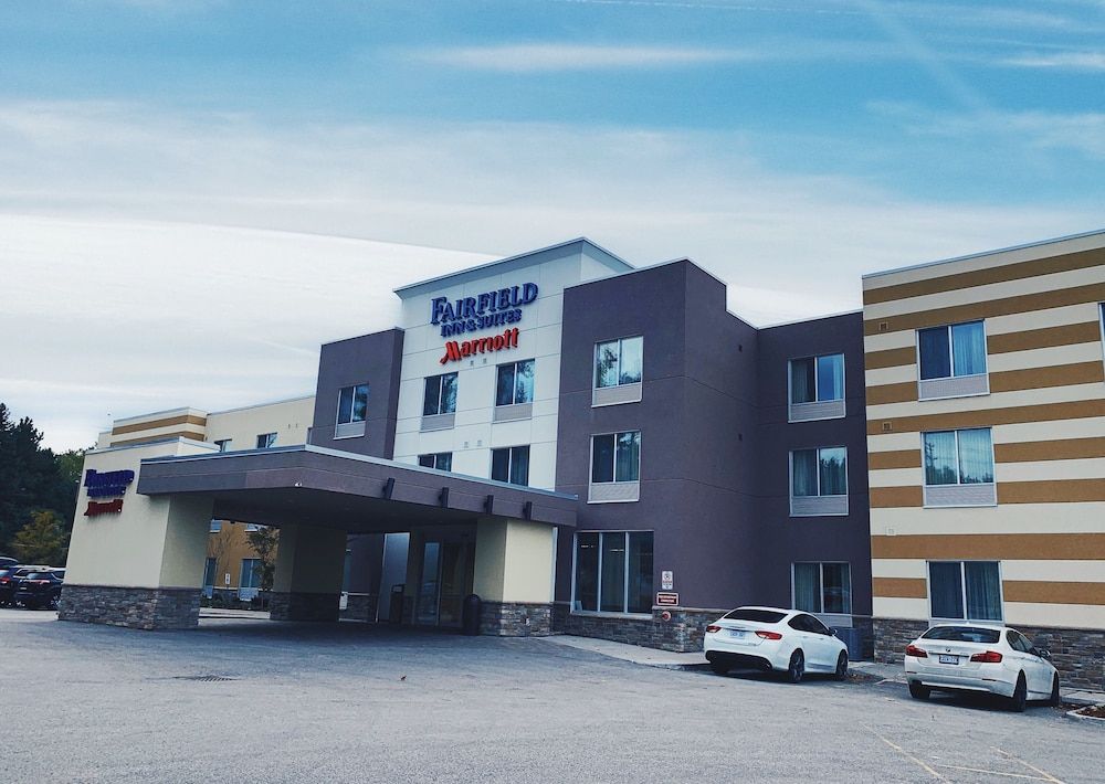 Fairfield Inn & Suites by Marriott Barrie 3 estrelas em Barrie